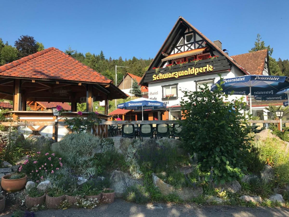 Hotel-Berggasthof Schwarzwaldperle Sasbachwalden Dış mekan fotoğraf