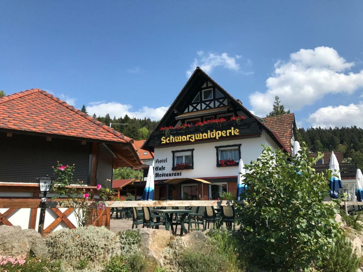 Hotel-Berggasthof Schwarzwaldperle Sasbachwalden Dış mekan fotoğraf
